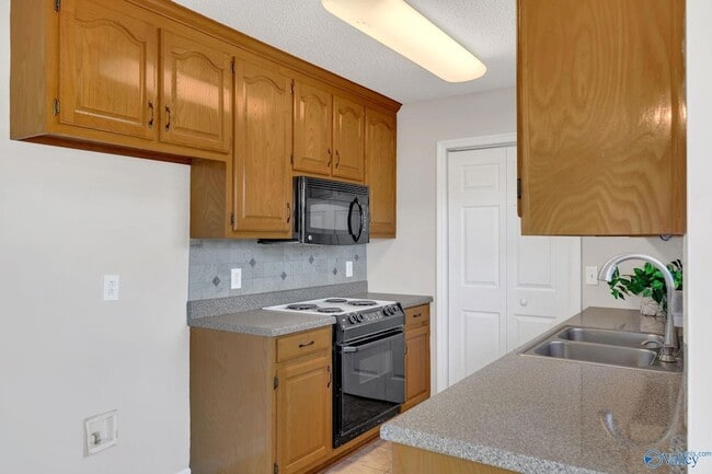 Photo - 113 Delta Pine Dr