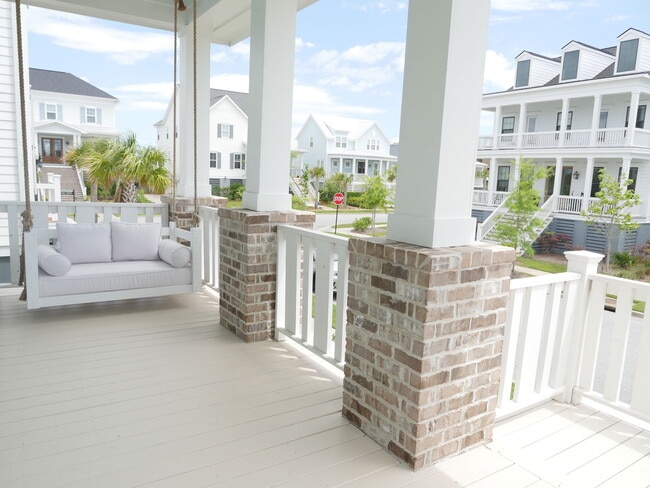 Photo - 1636 Juliana St