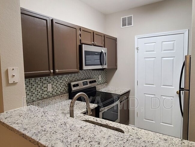 Photo - 1581 Spring Gate Dr. Unit 5102