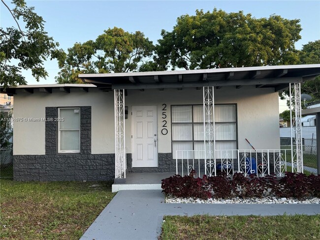 Building Photo - 2520 NW 55th St Rental