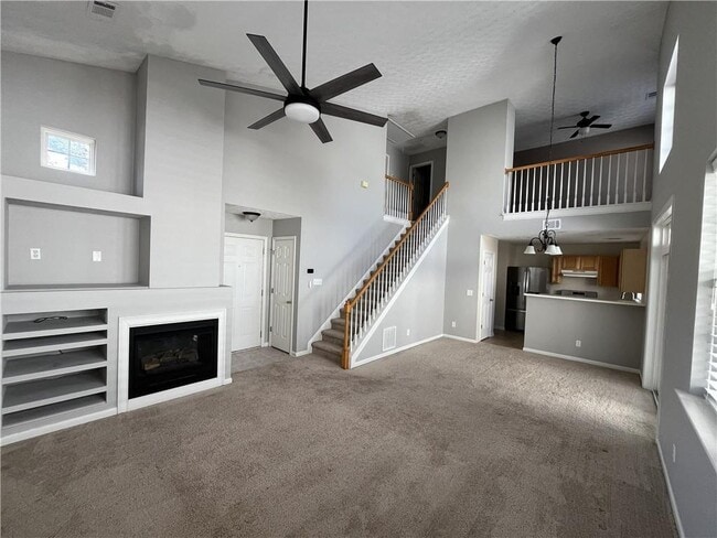 Photo - 365 W Oaks Trail