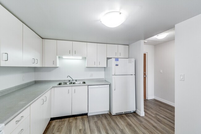 Photo - Queens Park Residences