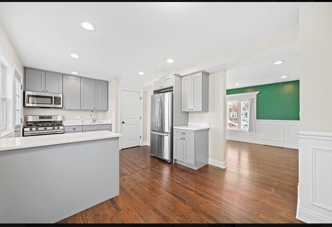 Photo - 6350 S Lockwood Ave