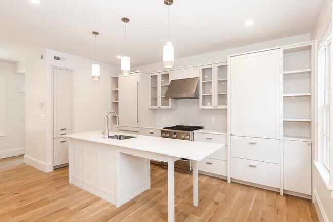 Photo - 229 Concord Ave