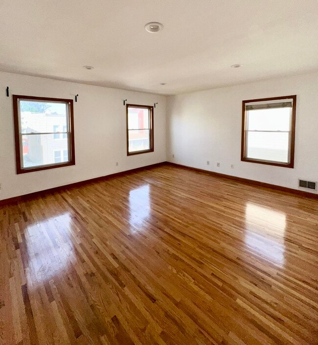 Photo - 150 Clendenny Ave