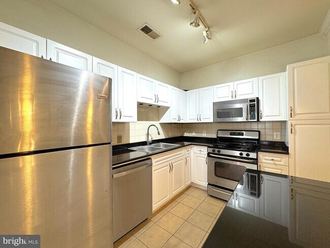 Photo - 12921 Centre Park Cir Unit 204