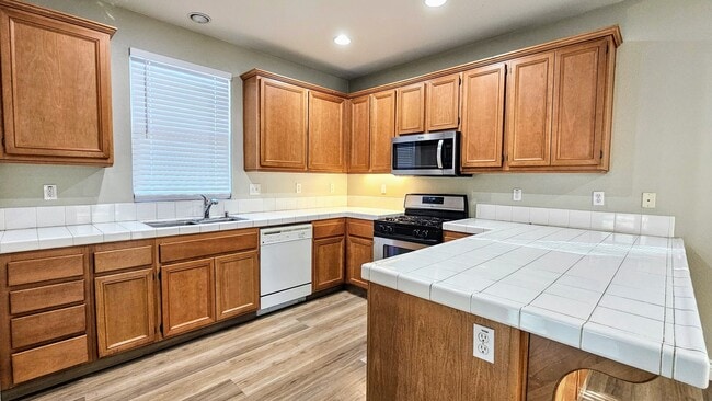 Photo - 2894 Echo Springs Dr