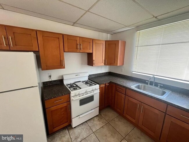 Photo - 32 E Browning Rd