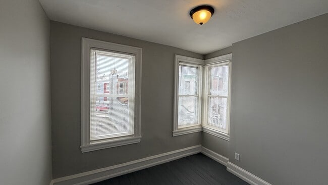 Photo - 2554 N Bouvier St