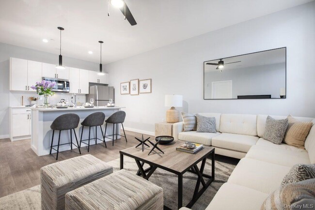 Photo - 300 Carleton Ave Unit 7213