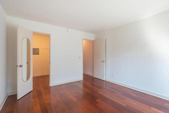 Photo - 26 Eddystone Ct