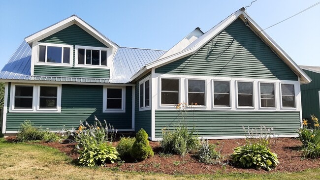 Building Photo - 120 Allen Rd Rental