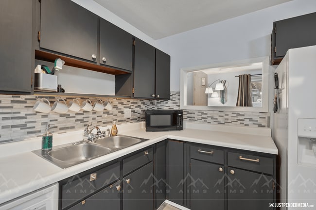 Photo - 12739-12739 Tanada Loop Unit 12739