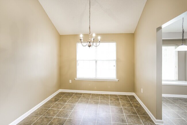 Photo - 4941 Wemberley Dr