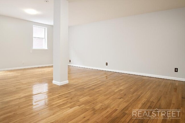 Photo - Spacious LOFT in Williamsburg with Private... Unidad 4