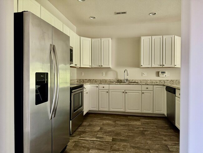 Photo - 325 Falling Br Rd