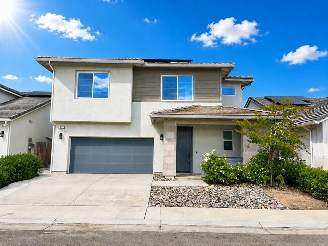 Building Photo - 377 Traverse Dr S