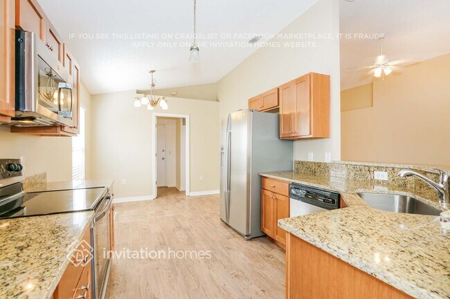 Photo - 4323 Stonefield Dr