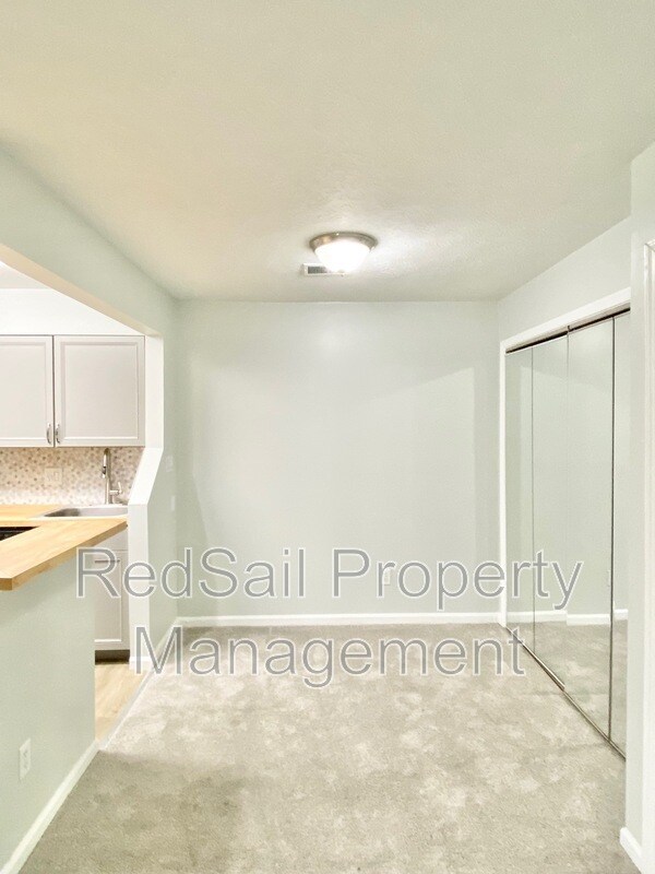 Photo - 161 Haverford Ct