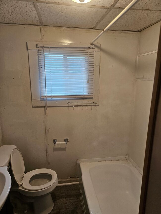 Photo - 2 BR/ 1 BA Home