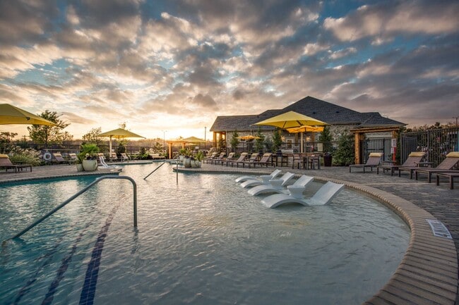 Building Photo - Venue Craig Ranch Rental