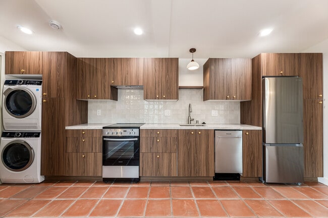 Photo - 533 E Windsor Rd Unidad A