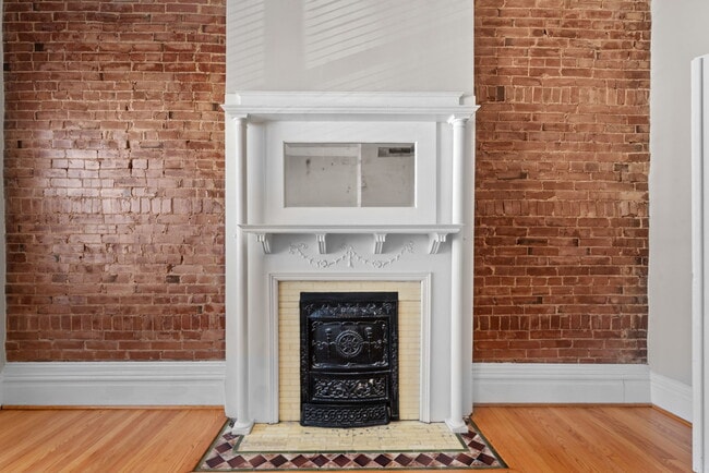 Photo - 2700 Macklind Ave