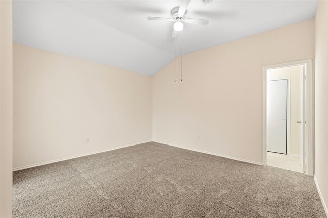 Photo - 1431 Stevenage Ln
