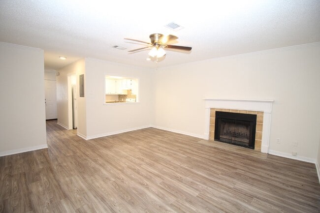 Photo - Foxborough Townhome with Modern Flooring &...