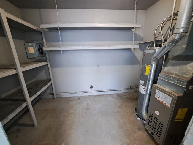 Photo - 376 Eastland Dr N Unit 376