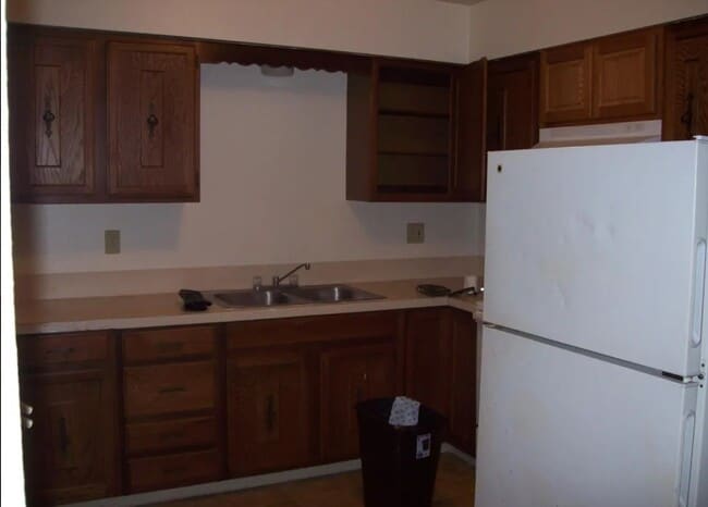 Photo - 1417 Camas St