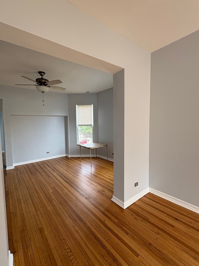 3820 W Monroe St Unit 2
