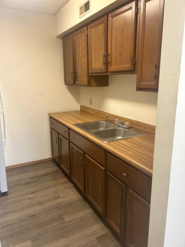 Photo - 110 Daleview Dr