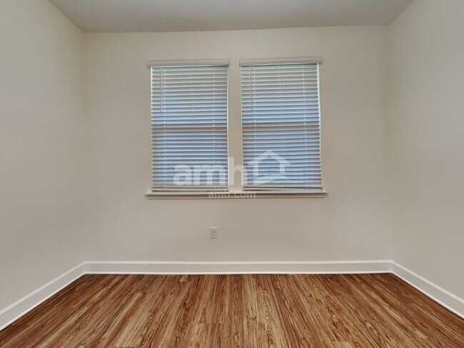 Photo - 1247 Tan Tara Trl