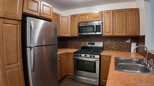 Photo - 420 Screvin Ave