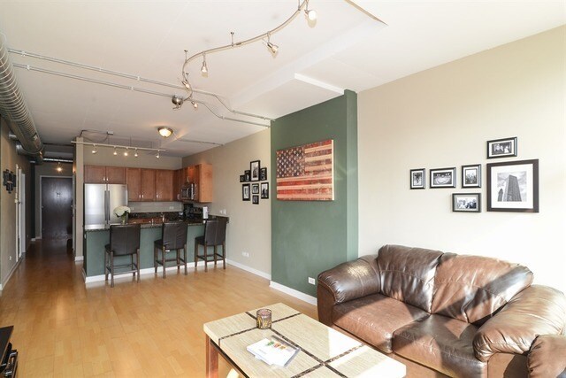 Photo - 1610 W Fullerton Ave Condo Unit 201