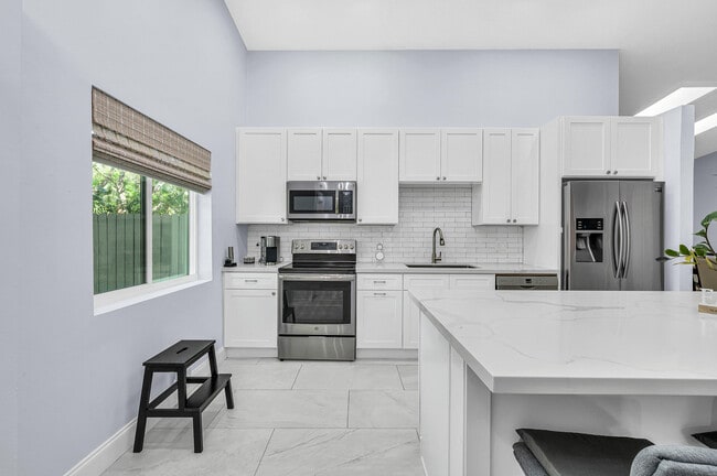 Photo - 3811 Arelia Dr