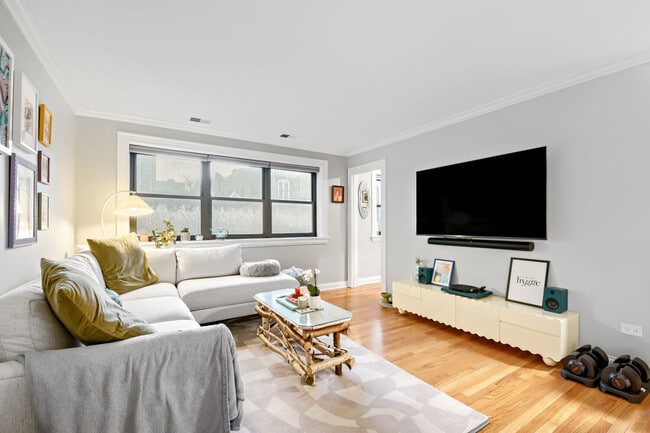 Photo - 512 W Barry Ave Unit 312