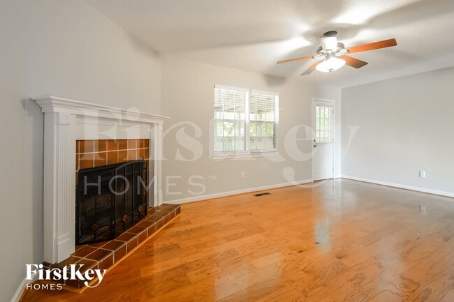 Photo - 108 Twin Lakes Rd