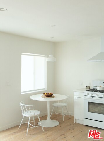 Photo - 3363 Andrita St Unidad 6