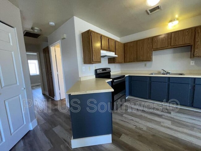 Photo - 8132 E Lakeshore Dr Unit B