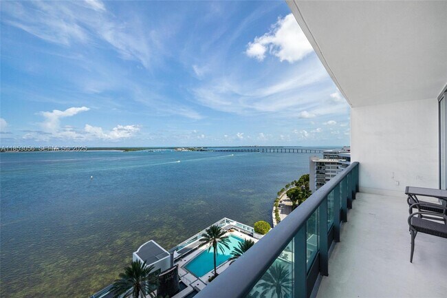 Building Photo - 1331 Brickell Bay Dr Unit 1703