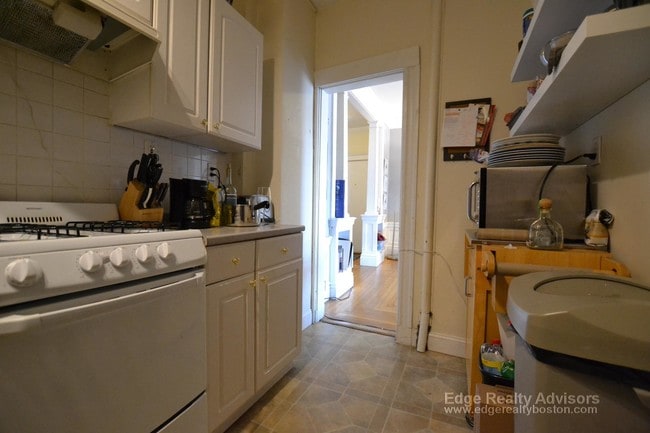 Photo - 1661 Commonwealth Ave Unidad 2