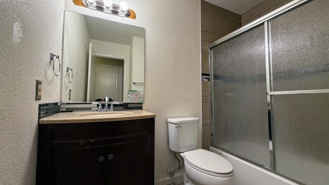 Photo - 3263 Lake Arrowhead Ave