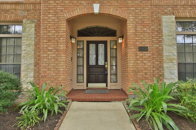 Photo - 13618 Shadow Falls Ct