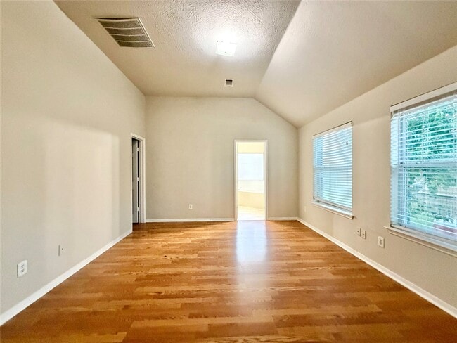 Building Photo - 6827 Autumn Thistle Dr