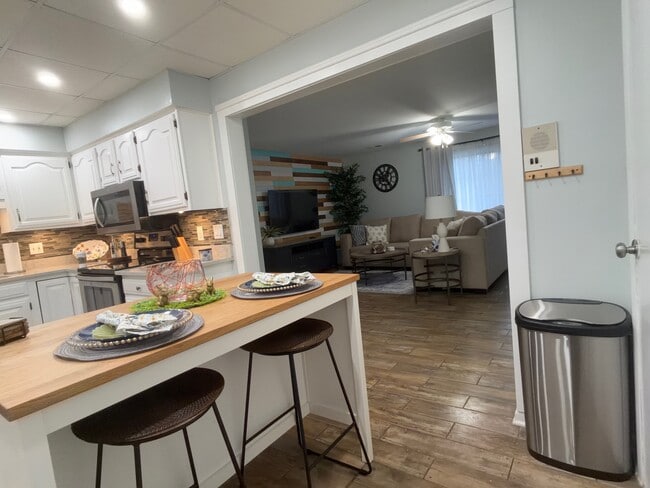 Photo - 920 Camellia Dr Unit 5