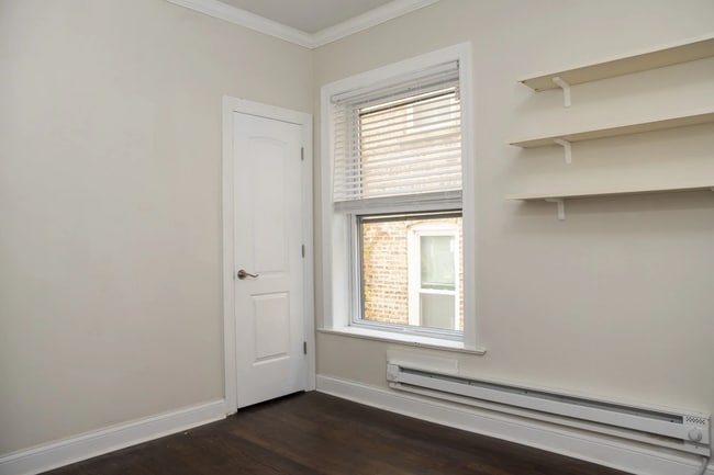 Photo - 943 Judson Ave Unit 2