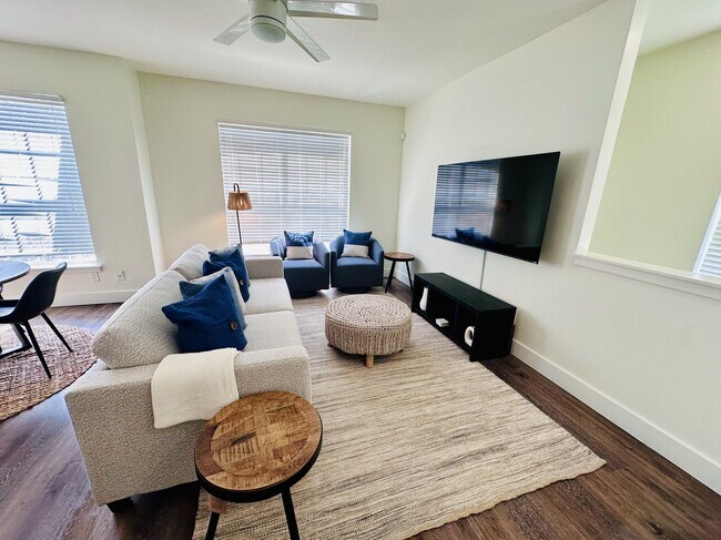 Photo - 4190 NW Meadow Creek Cir Unit 207