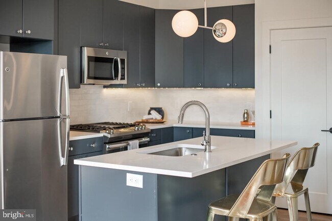 Photo - 1822 N Front St Unit 9